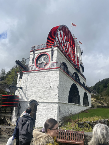 Photo 2039 Photo 2039